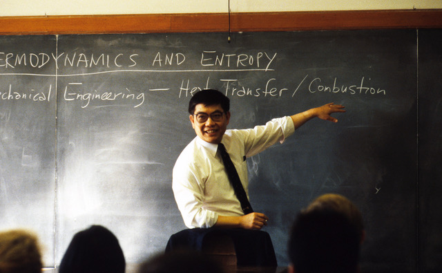  Chang-Lin Tien in front of blackboard, teaching 